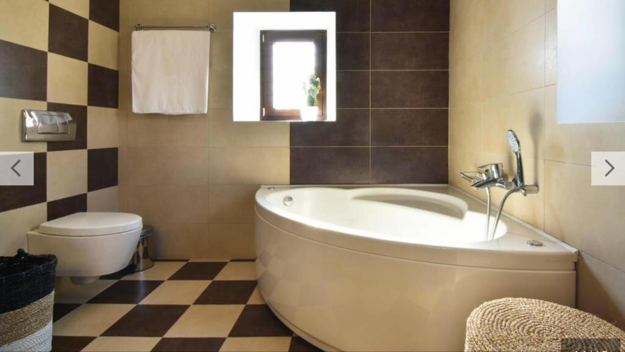 Harmony Luxury Private Fira (Santorini)