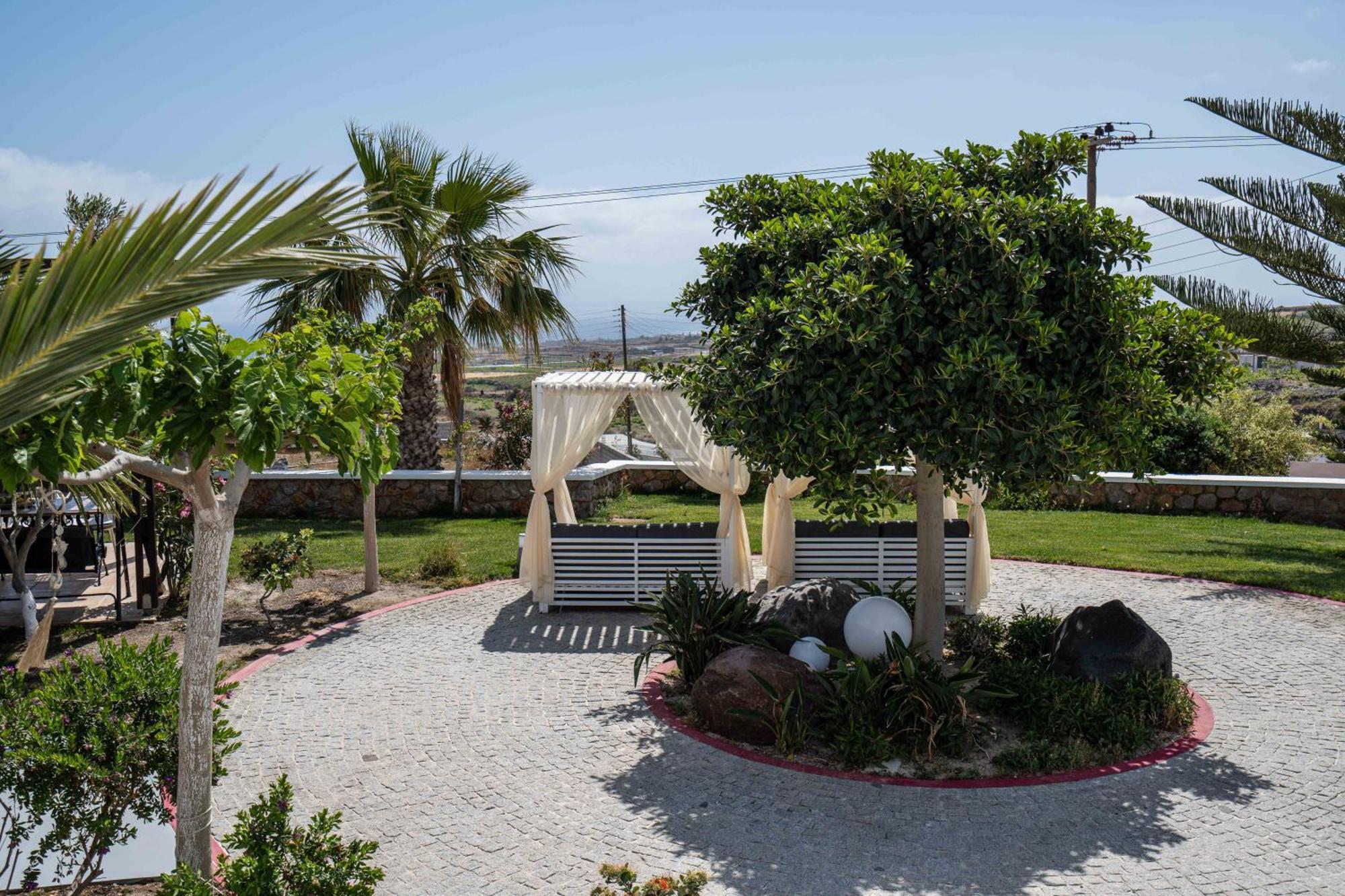 Harmony Luxury Private Fira (Santorini)