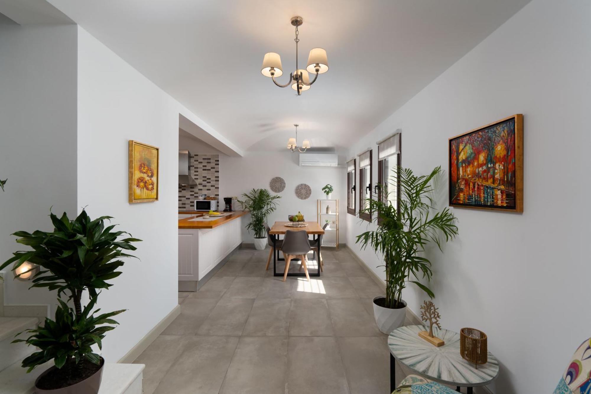Harmony Luxury Private *