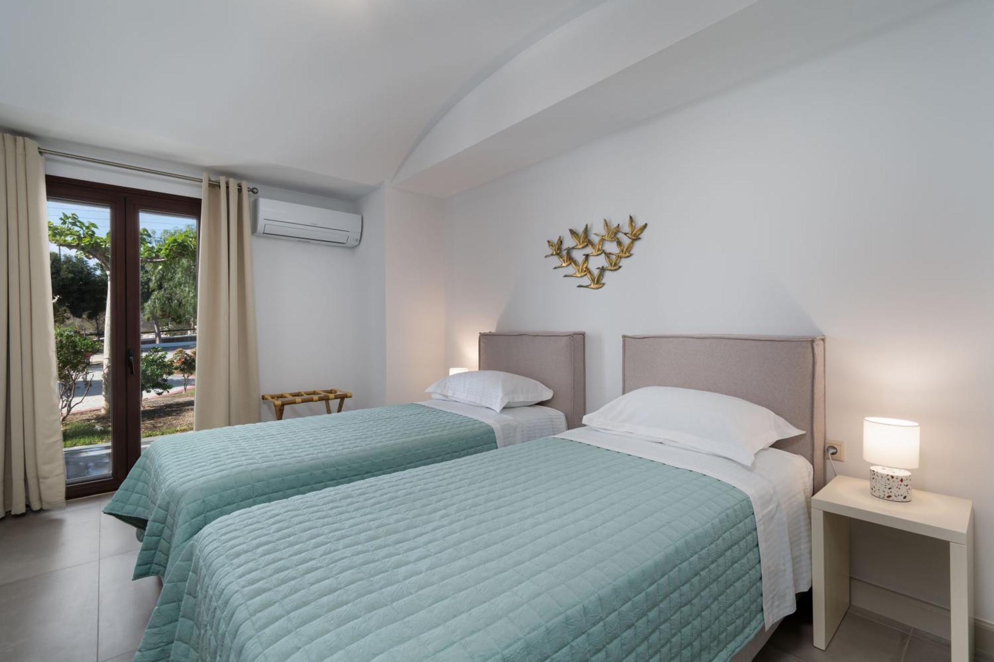 Harmony Luxury Private Fira (Santorini)