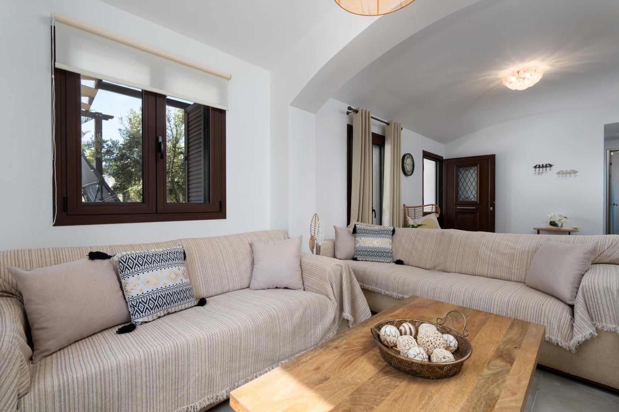 Harmony Luxury Private