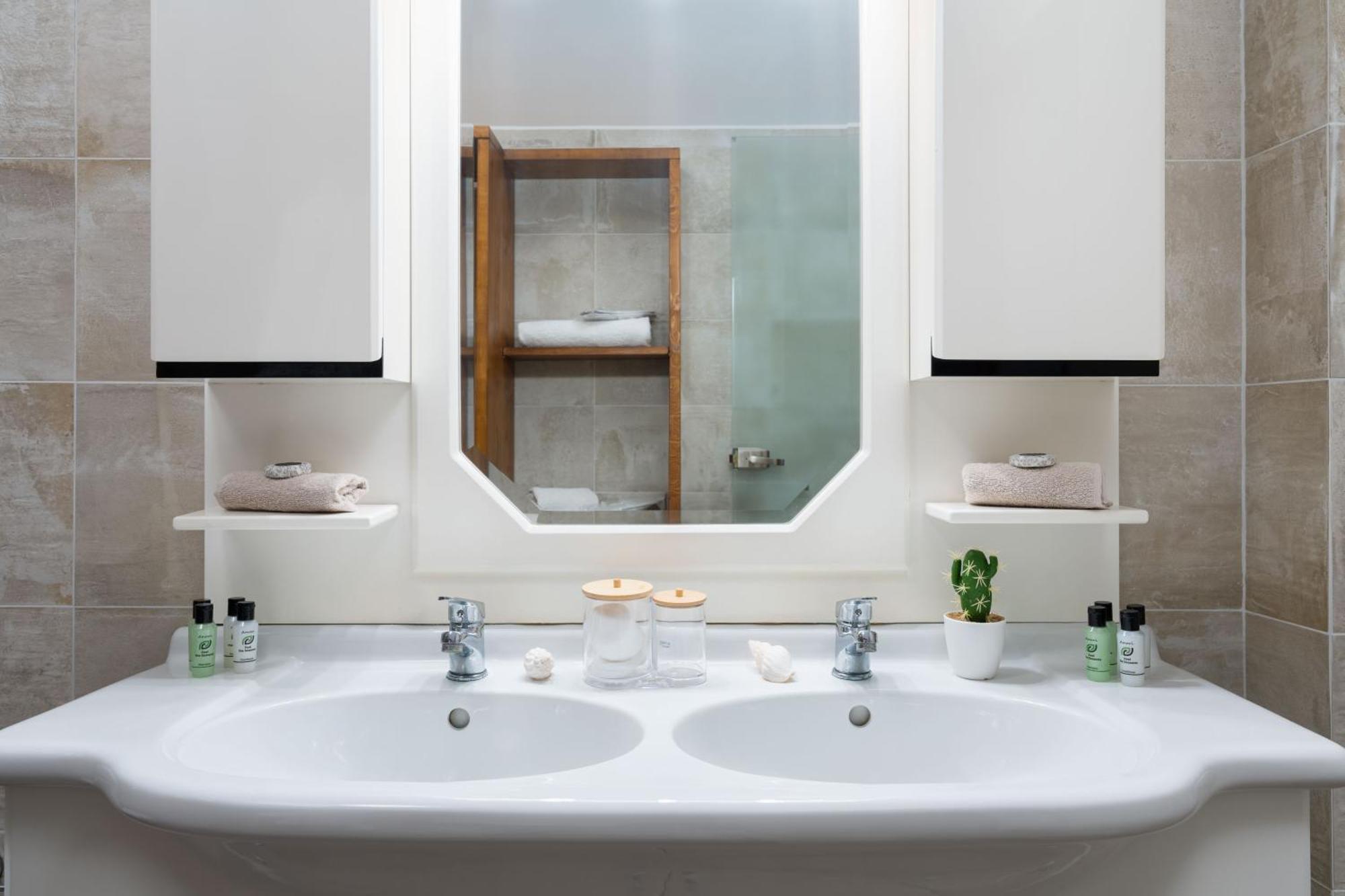 Harmony Luxury Private